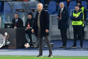 Slot pushed about new Liverpool move for Guehi