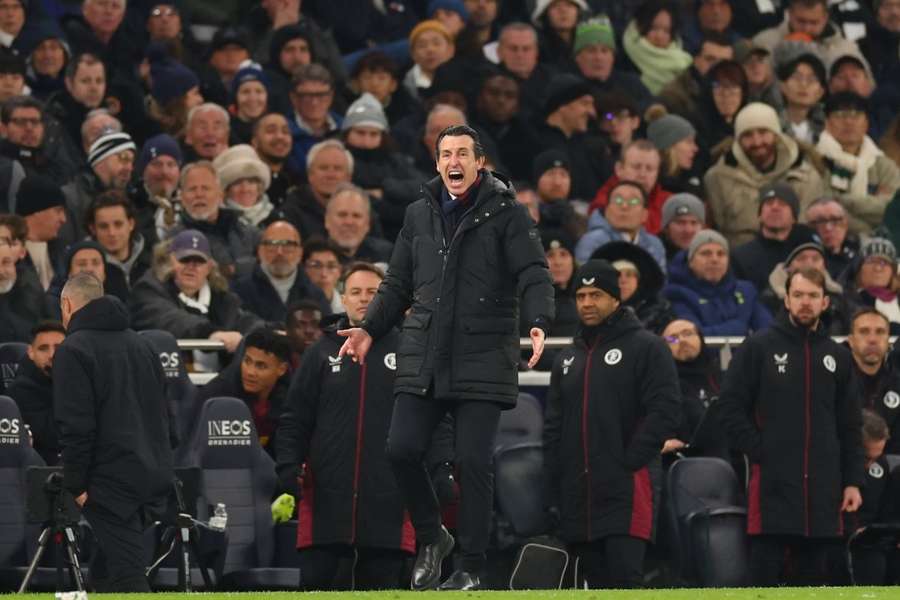 Emery: Martinez staying good news for Aston Villa