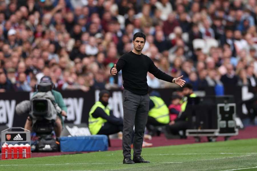 Arteta hails super-sub Martinelli as Arsenal win at Athletic Bilbao