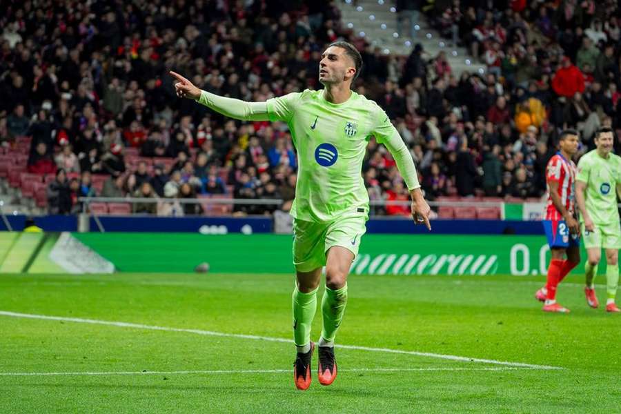 Torres pushing Barcelona to open new contract talks