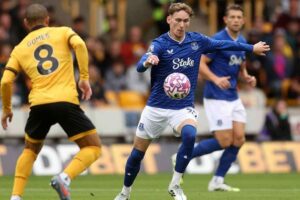Moyes ponders Everton futures of Garner, Pickford