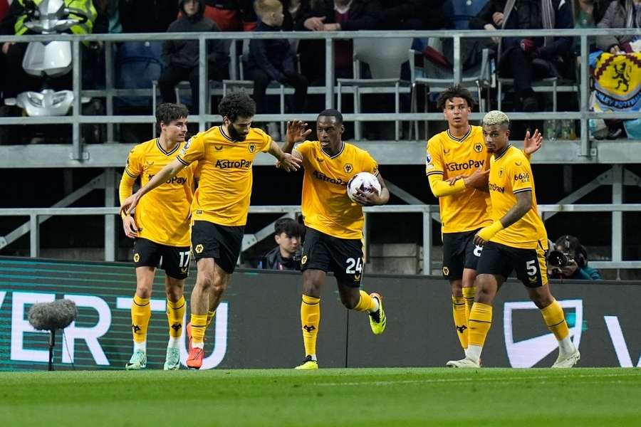Pereira and Wolves to discuss new contract