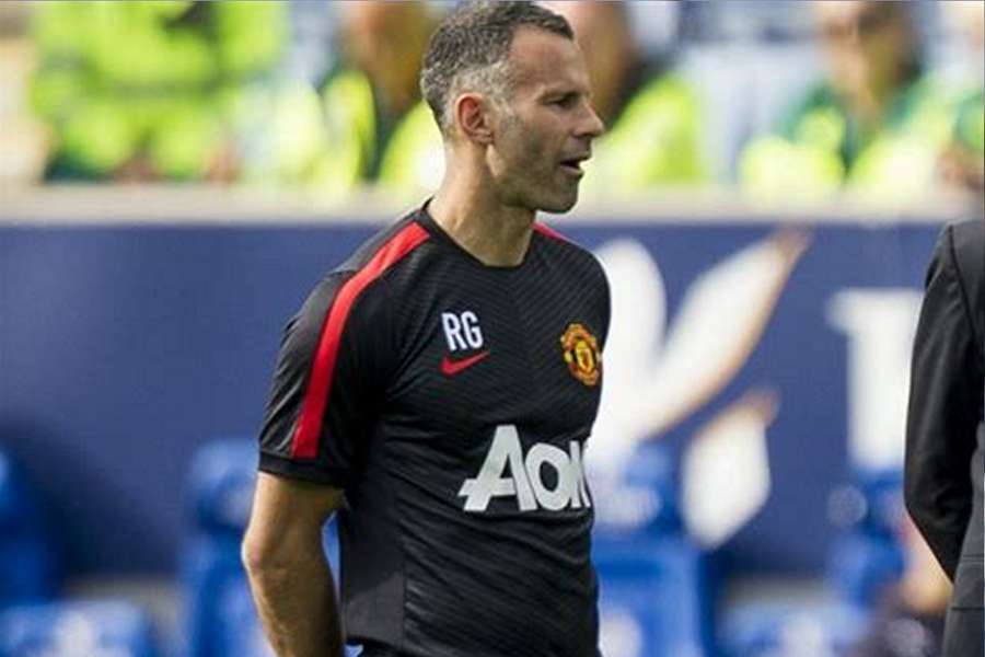 Man Utd great Giggs leaves Salford with new aim emerging