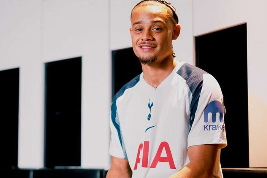 Agent explains why Simons chose Tottenham over Chelsea