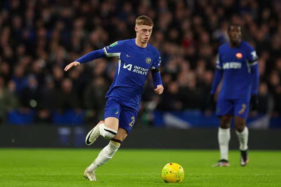 Carragher rips into Chelsea for their transfer antics: They should be title contenders!