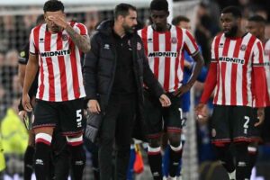 Selles dumped by Sheffield Utd