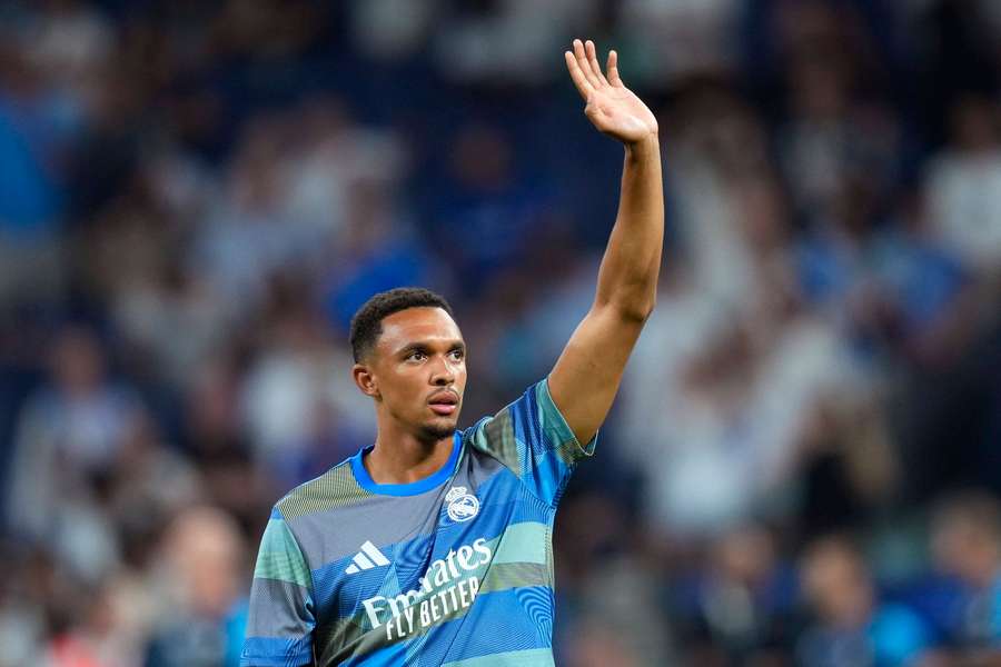 Alexander-Arnold's injury revealed as he could miss Liverpool return in just a few week's time