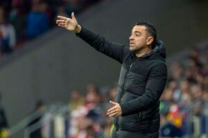 Xavi keeping tabs on Man Utd situation as Al-Ittihad make contact