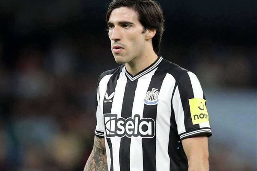 Newcastle midfielder Tonali opens door to Serie A return; ponders Scholes claim