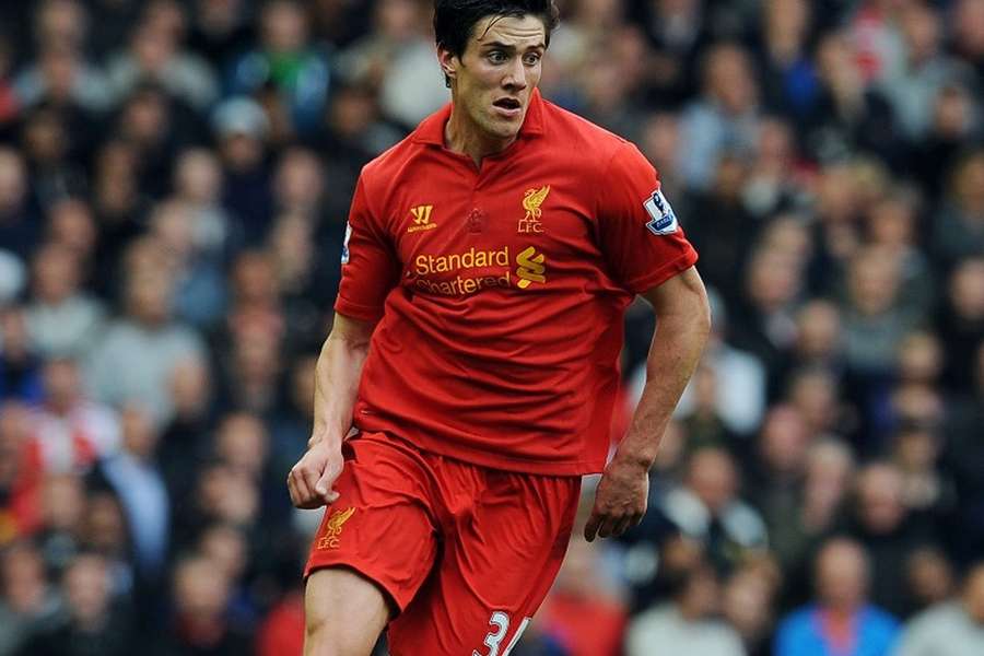 Ex-Liverpool, Palace defender Kelly confirms retirement