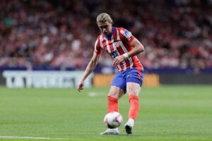 Man Utd desperate to make midfield signing; have 2-man shortlist