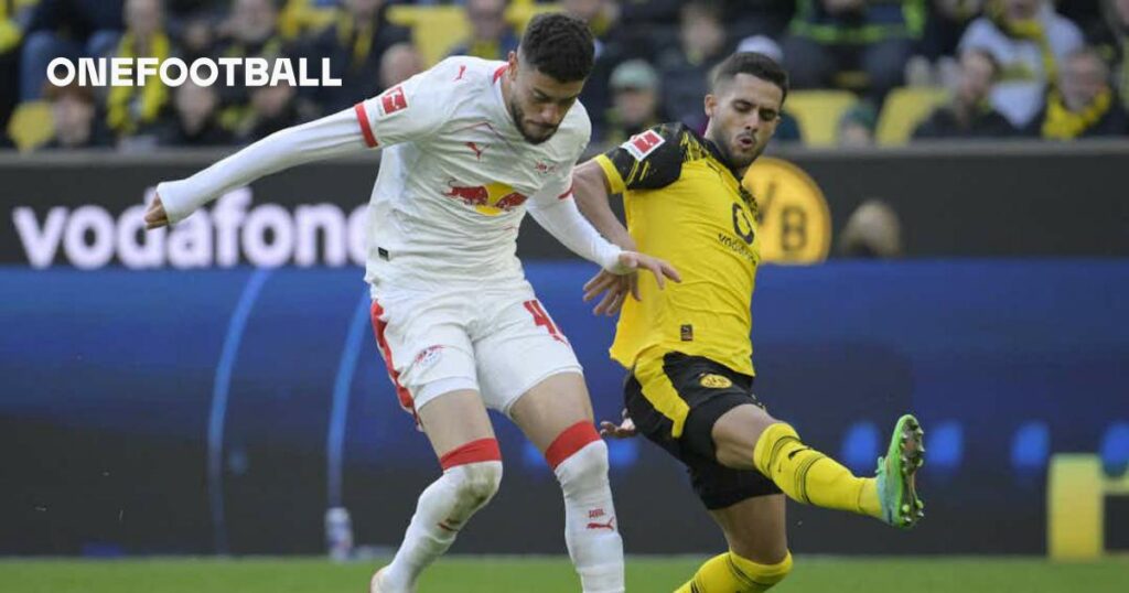 Bundesliga Showdown: Dortmund and Leipzig Share Spoils in Race for Bayern's Crown