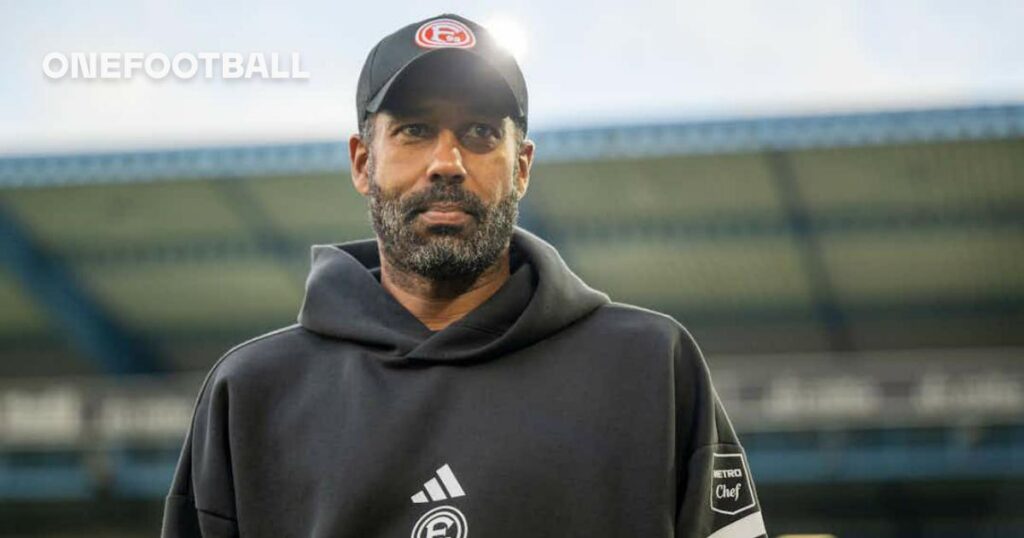 Bundesliga Promotion Under Threat: Second-Tier Team Parts Ways with Coach