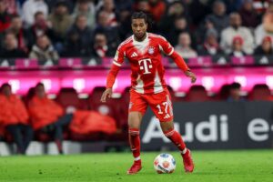 Eberl calm amid Liverpool rumours for Bayern Munich star Olise