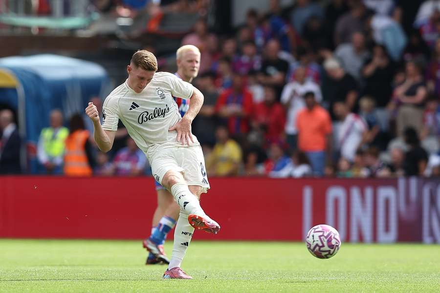 Man City, Chelsea readying 75M bid for Forest ace Anderson