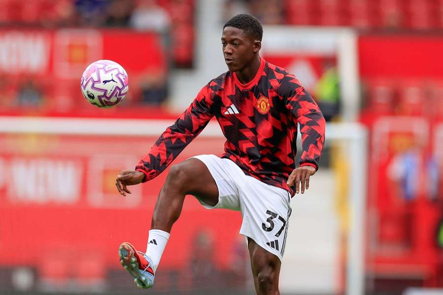 Napoli's move for Mainoo is a "guarentee" in what is an "emergency" rebuild for Conte