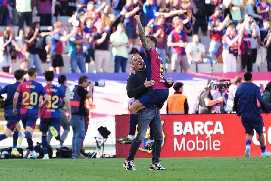 Barcelona coach Flick explains celebration: It wasn't directed at ref