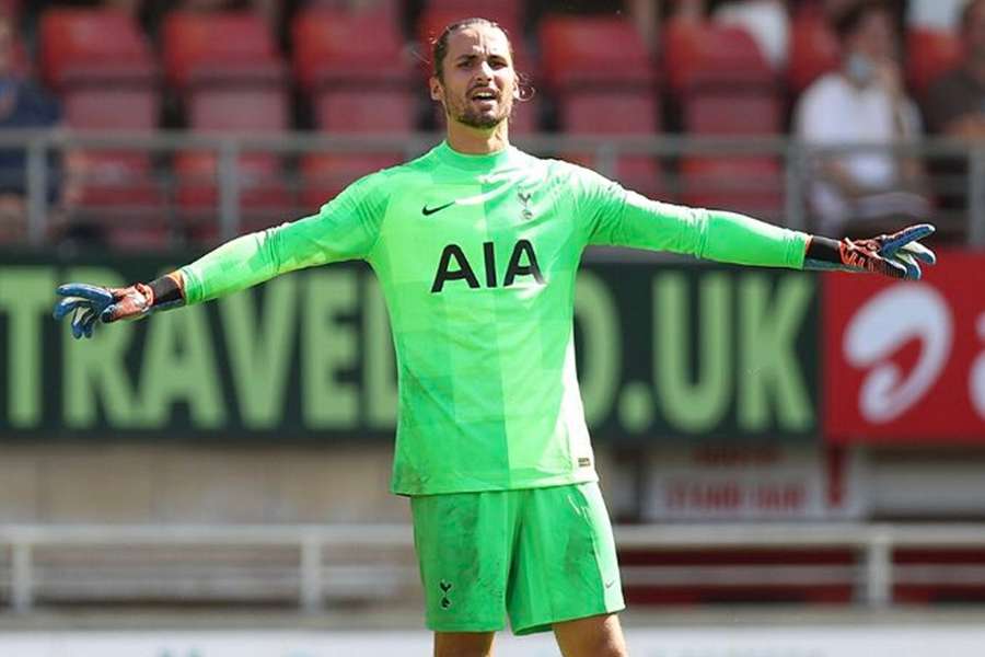 Whiteman (26) explains retirement after Spurs release