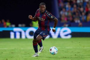 Barcelona monitoring Levante attacker Eyong