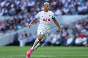 Orlando City present huge project to Richarlison as they hope "to meet with his agents"