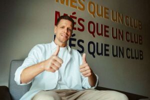 Mother of Szczesny reveals influence on Barcelona decision