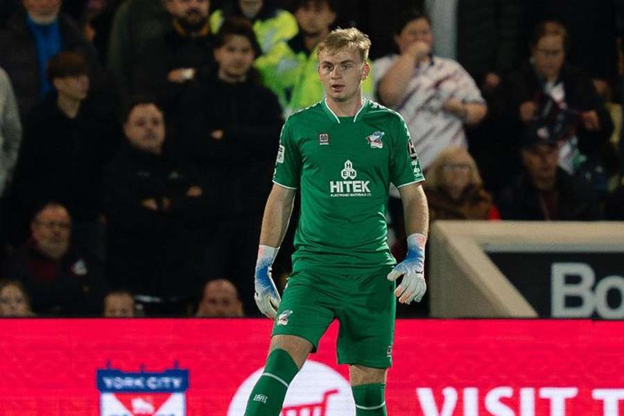 DONE DEAL: Leeds keeper Mahady joins Scunthorpe; makes debut