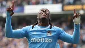Brandon Thomas-Asante celebrating scoring a goal for Coventry City