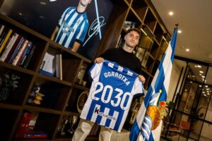 Gorrotxategi pens new Real Sociedad contract