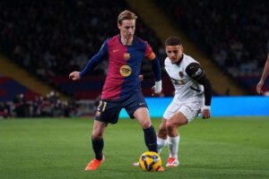 De Jong: Some inside Barcelona wanted to sell me