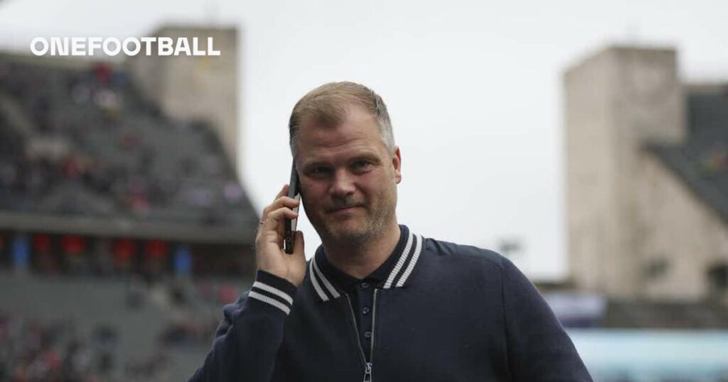 VfB's Potential Staff Restructuring: Bundesliga Club Allegedly Considering Wohlgemuth