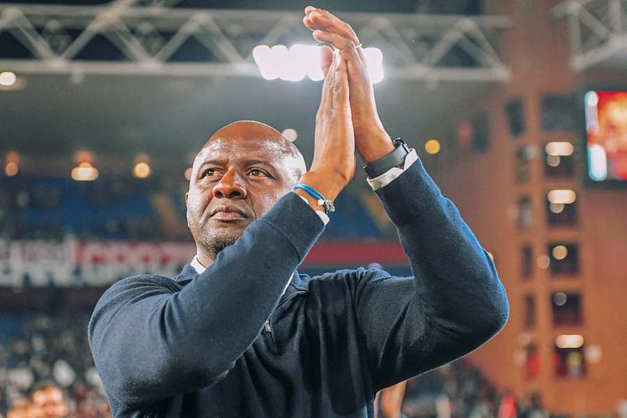 Vieira leaves Genoa after mutual agreement