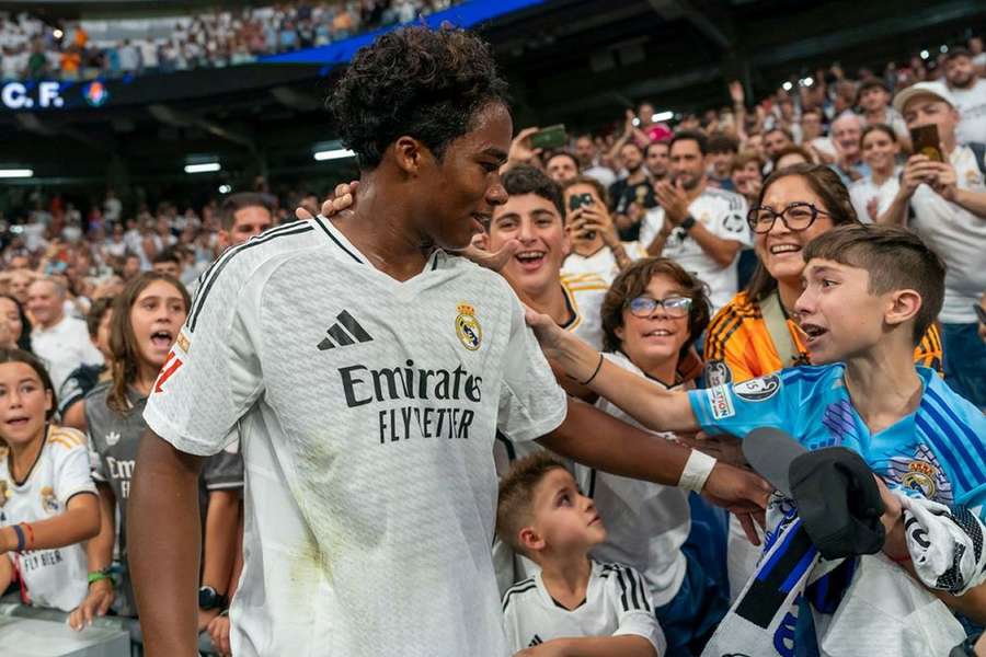 Lyon coach Fonseca discusses Endrick signing prospects