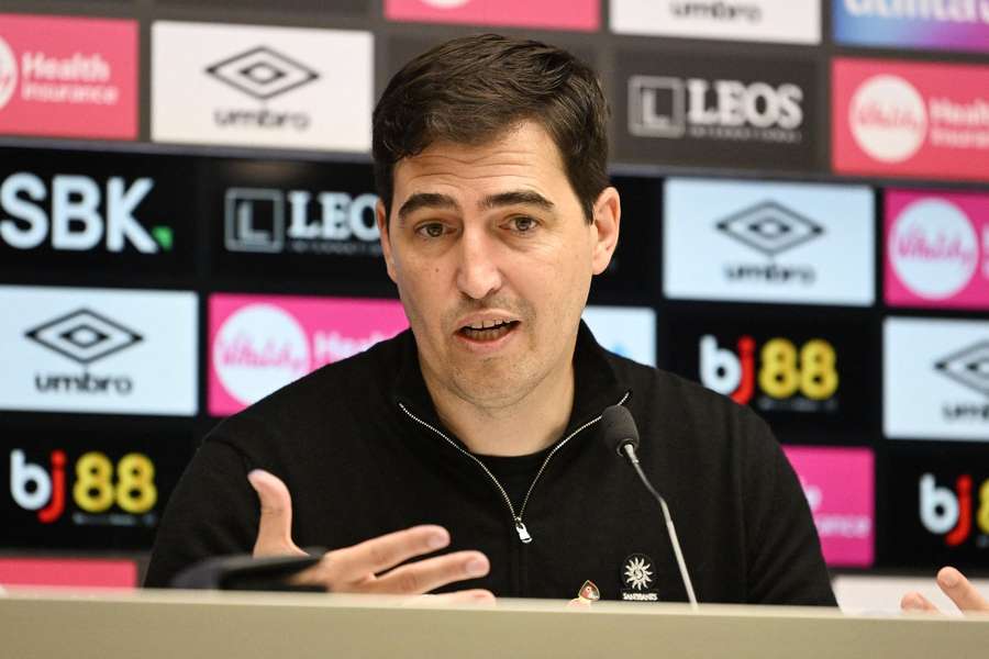 Iraola delivers update on Bournemouth contract talks