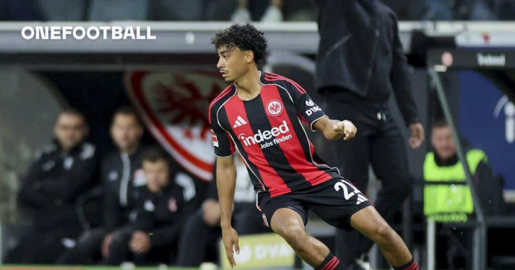 Journalist Reveals Manchester United Exploring Potential Acquisition of Bundesliga Defender