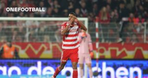 Bundesliga Backliner Eager to Sign with Leeds United: Is Farke Ready to Make the Move?