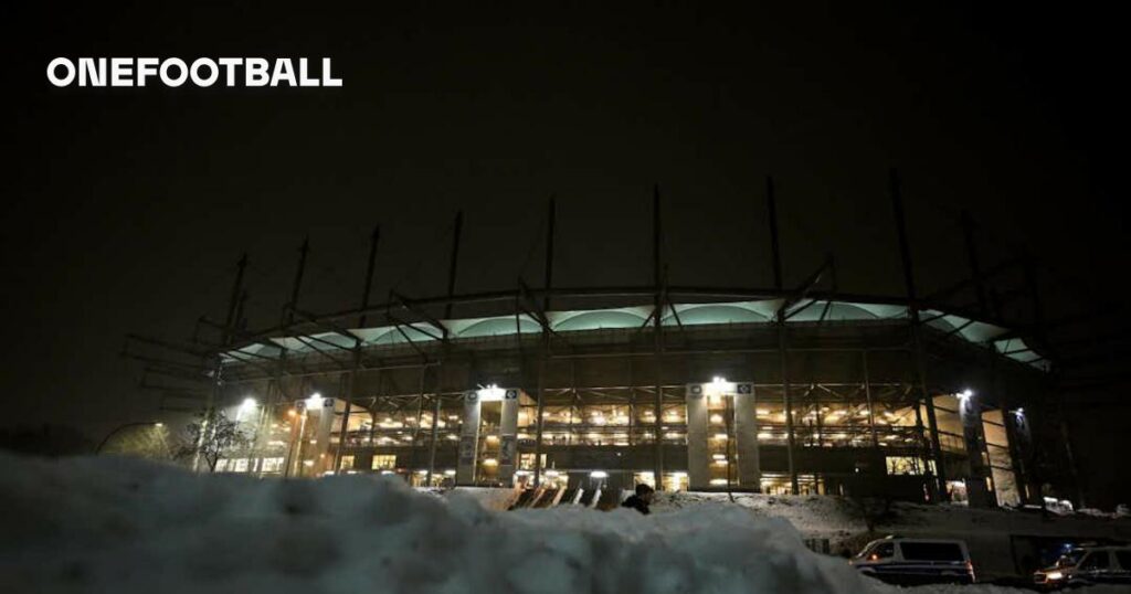 Hamburg Announces Stadium Roof Repairs; Bundesliga Match on Saturday Set to Go Ahead