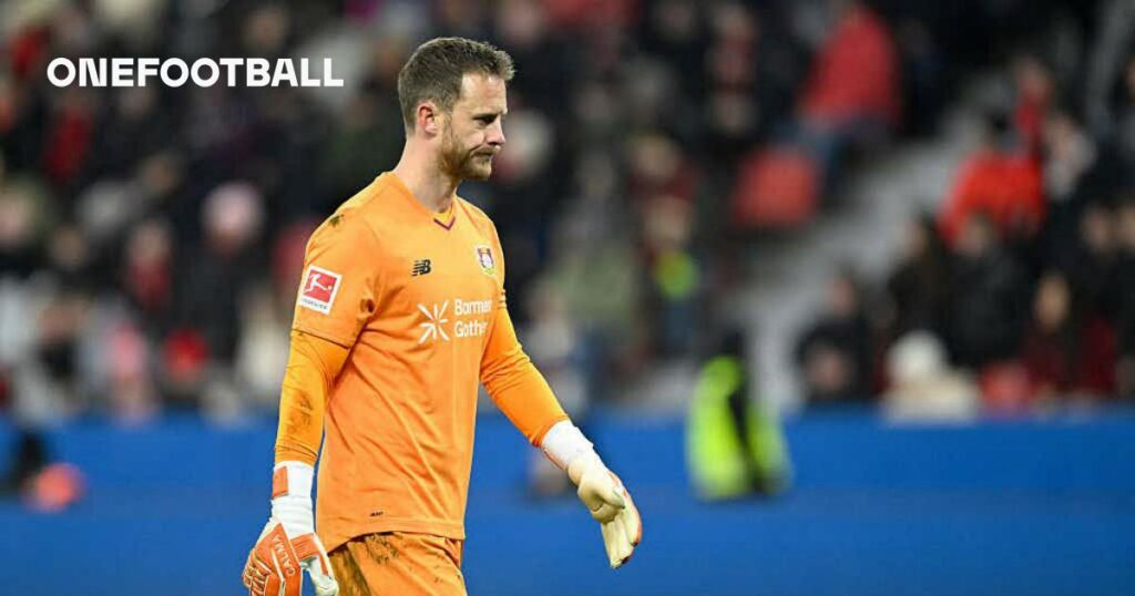 Bundesliga Goalkeeper Suffers Injury Right Before Champions League Fixtures