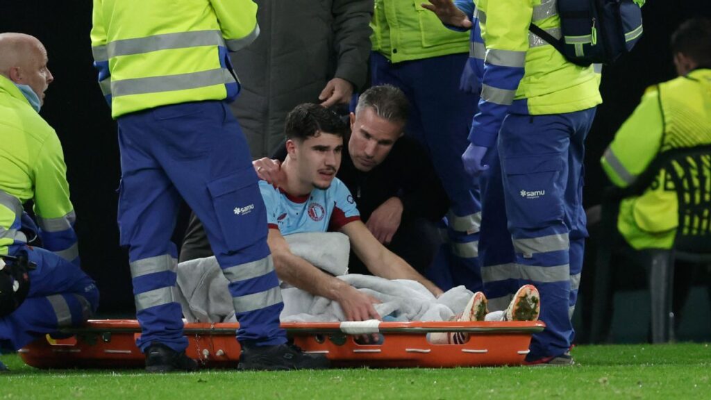 Feyenoord Manager Robin van Persie Calls Son's Injury 'Devastating'