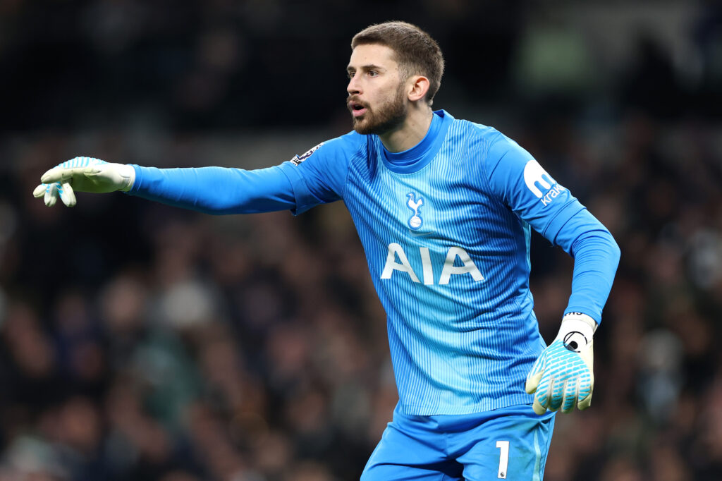Inter Prefers Tottenham's Star Player to Dibu Martinez