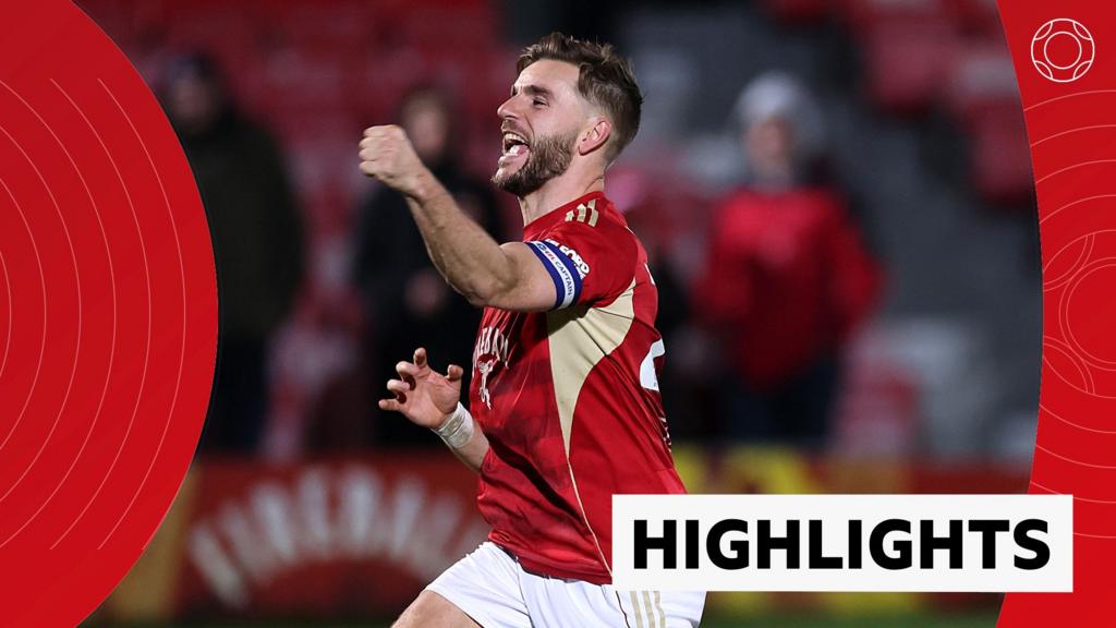 Salford Triumphs Over Swindon in FA Cup Thriller 3