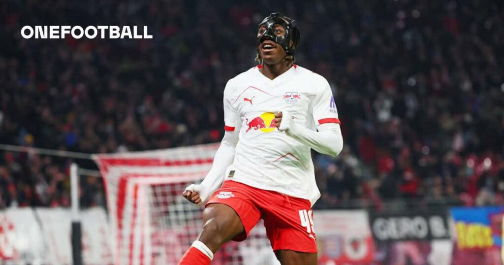 Fabrizio Romano: Manchester United Set to Compete for Bundesliga Sensation