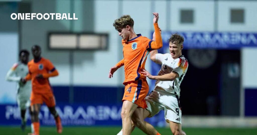 Bayern, Dortmund, and Leipzig Eye FC Twente's Rising Star Nijstad