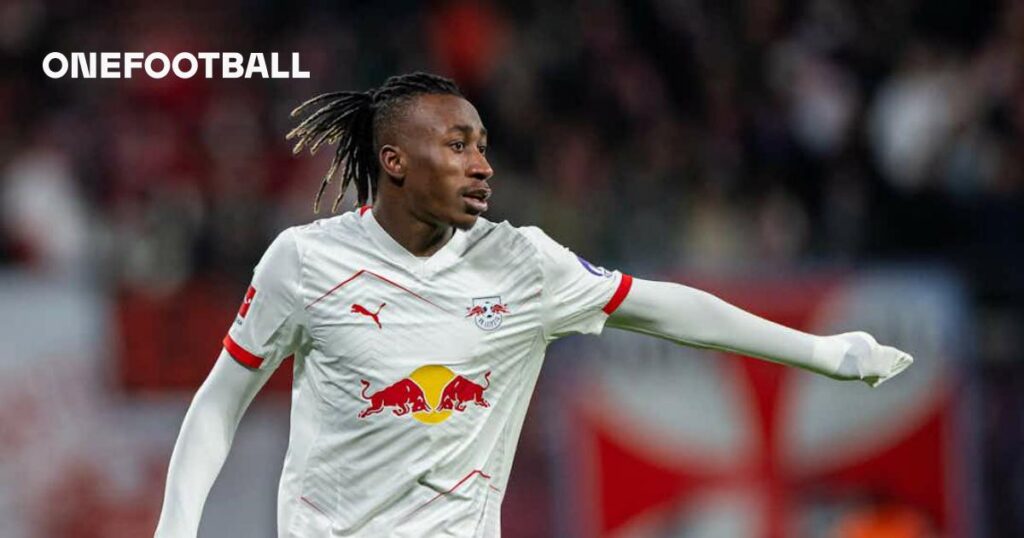 Chelsea Keeps an Eye on Bundesliga Winger's Development: Is He a Suitable Match for Rosenior?