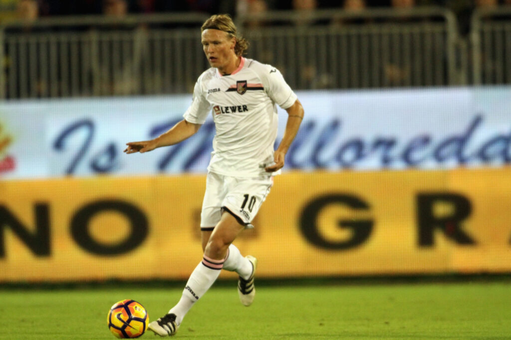 Pisa and Hellas Verona Seek Fresh Leadership Amid Struggles