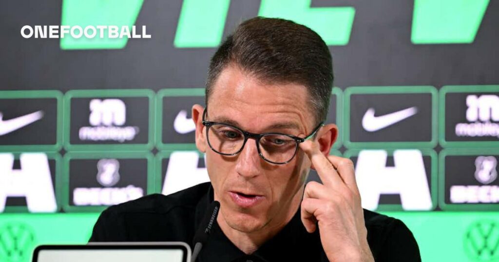 Daniel Bauer of Wolfsburg Discusses Job Stability, Player Altercation, and Vinicius Souza's Start Following Recent Bundesliga Loss