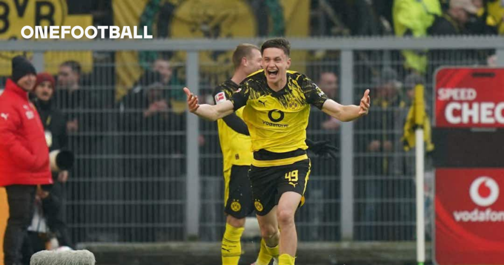 Reggiani, 18, Becomes the Youngest B. Dortmund Scorer in Bundesliga History