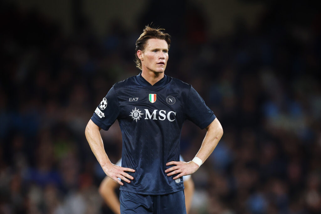 Napoli Pursues McTominay Contract Extension to Address Uncertainties