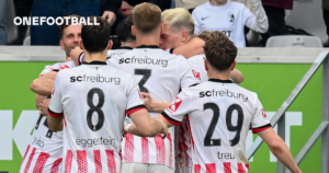 📲 Internet Divided After Bayern Falls Behind: Neuer Takes Center Stage