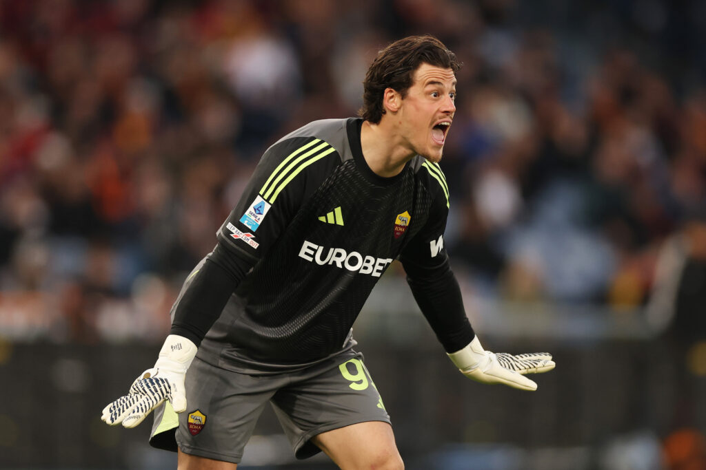 Roma Aims to Retain Highly Regarded Goalkeeper